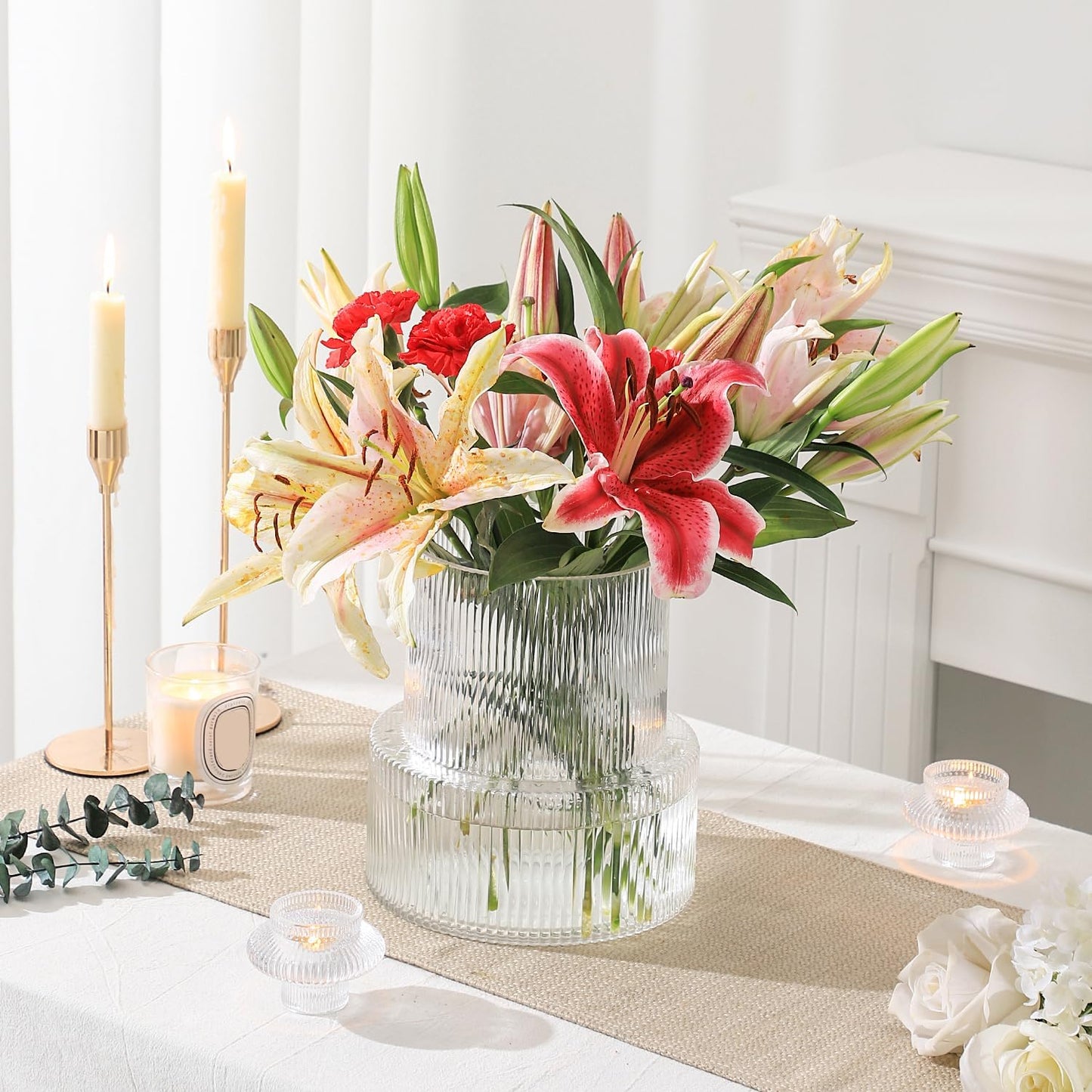 Ribbed Glass Vase, Flower Vase, Fluted Clear Vases for Flowers, Modern Vases for Living Room, Dining Table, Entryway, Shelf, Wedding, Office, Coffee Table, Birthday, 7.5 Inches